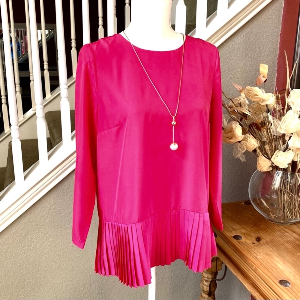 Kensie Pleated Peplum Short Sleeve Blouse
